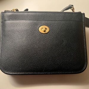 Coach trio crossbody